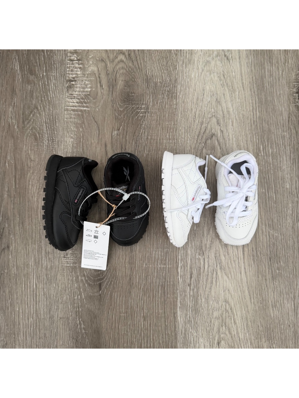 Reebok Classic Leather Baby Shoes Black and White size 4